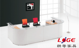 前臺(tái)辦公桌保養(yǎng)，一定要注意這幾點(diǎn)。