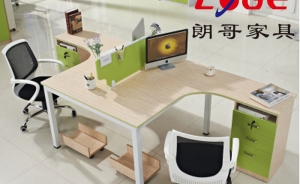 如何保養(yǎng)實(shí)木辦公家具呢？
