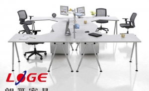 木質(zhì)辦公家具的清潔保養(yǎng)需如何進(jìn)行呢？